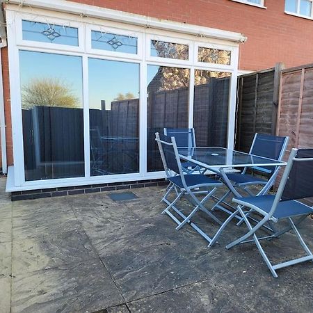 2 Bedroom End Of Terrace House Wellington  Eksteriør bilde